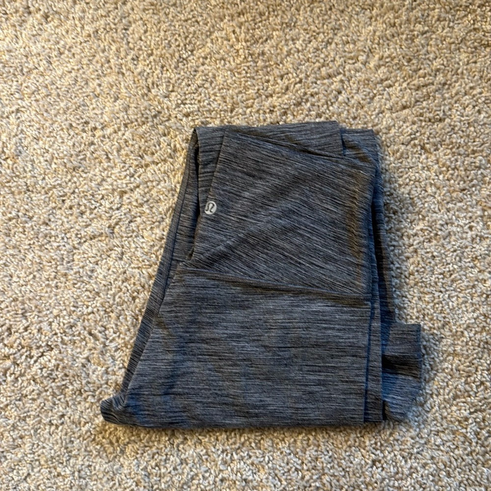 Brand new Lululemon leggings size 6